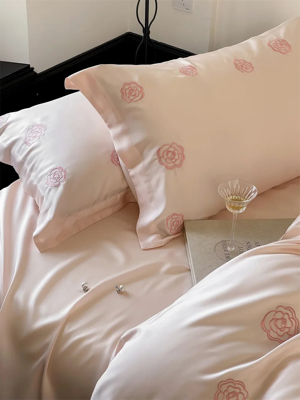 Camellia Silk Bedding Set