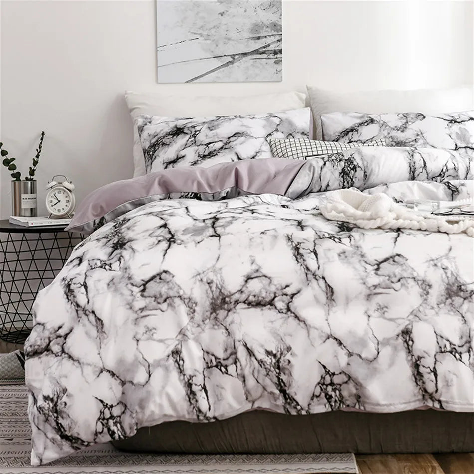 Elegant Marble Quilt Set